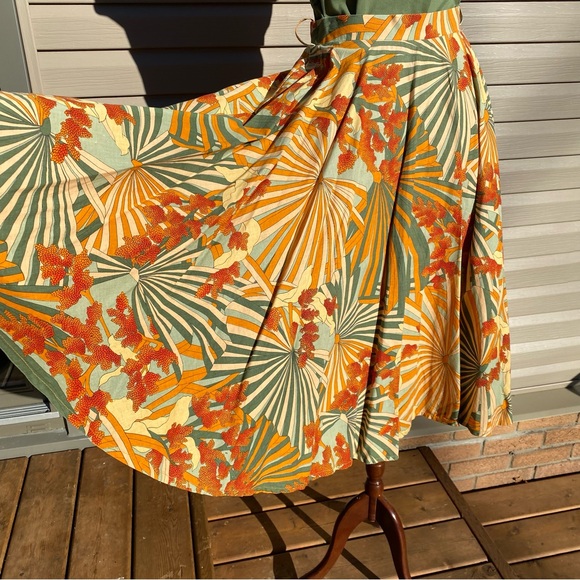 Amazing 1970s vintage ensemble ( skirt and top) - Picture 7 of 13